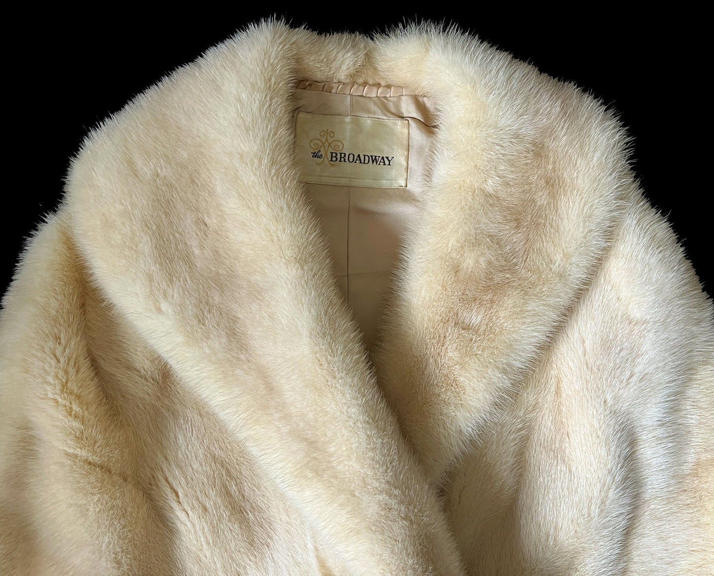 Blonde Mink Fur Stole