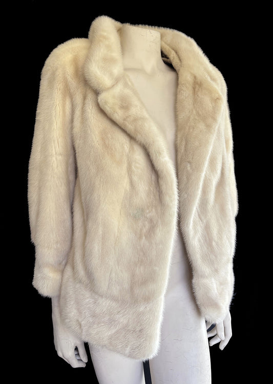 Blonde Beige Mink Fur Coat