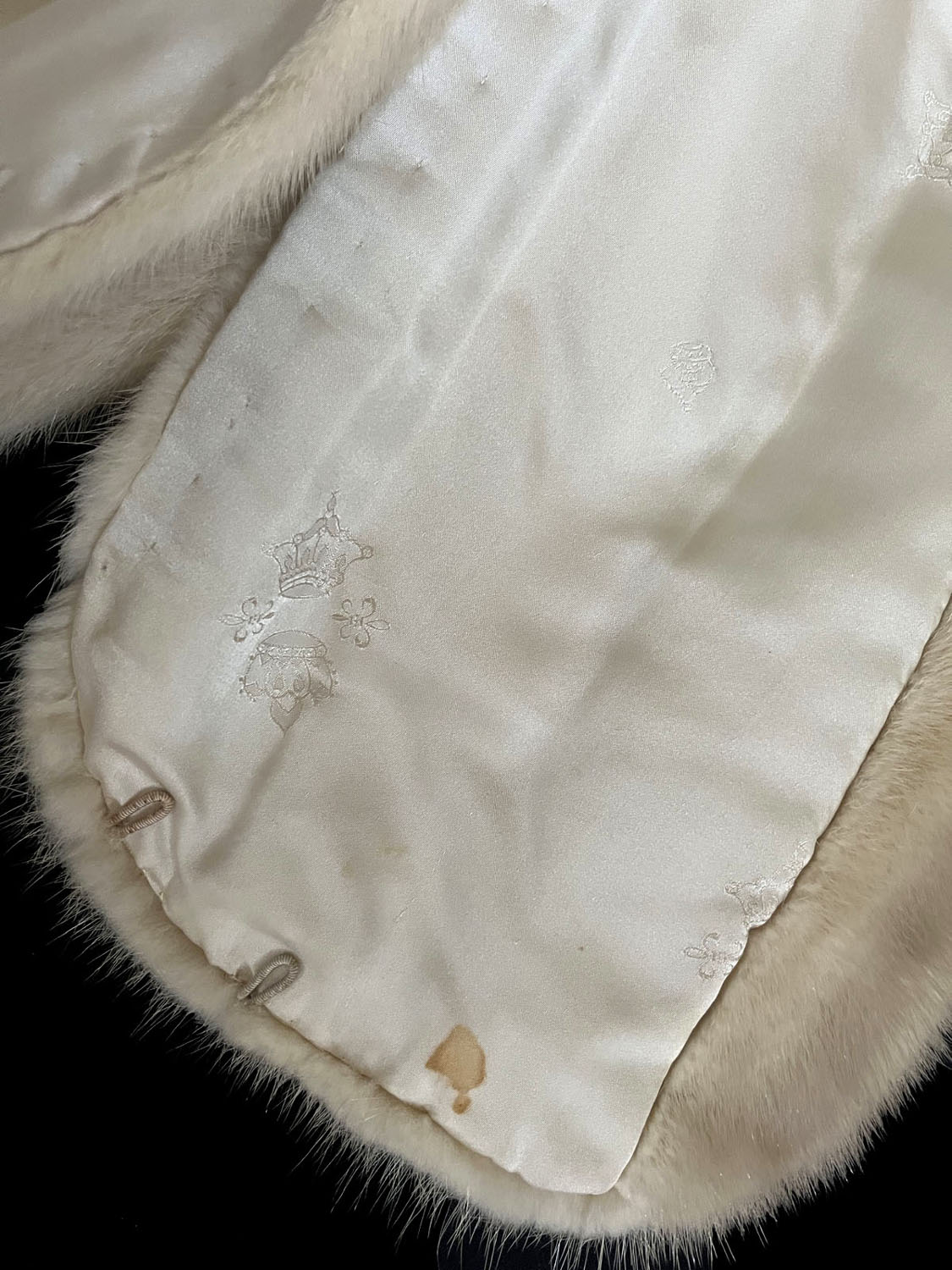 Azurene Mink Fur Cape Stole