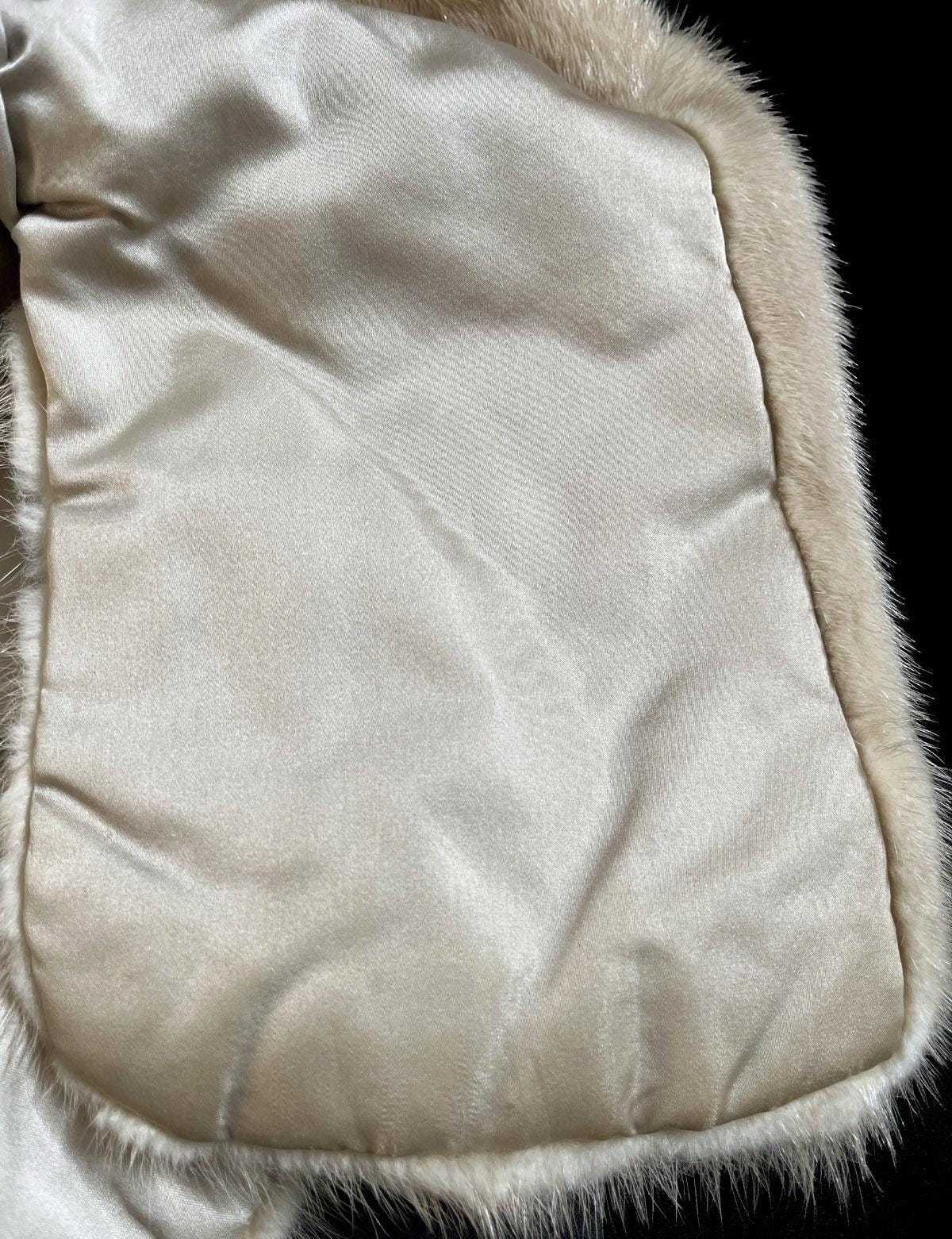 Beige MINK Fur Cape, Blonde Real Vintage Shawl, Retro Bridal Jacket, Winter Wedding Stole, Bridesmaid Coat, Mother of the Bride