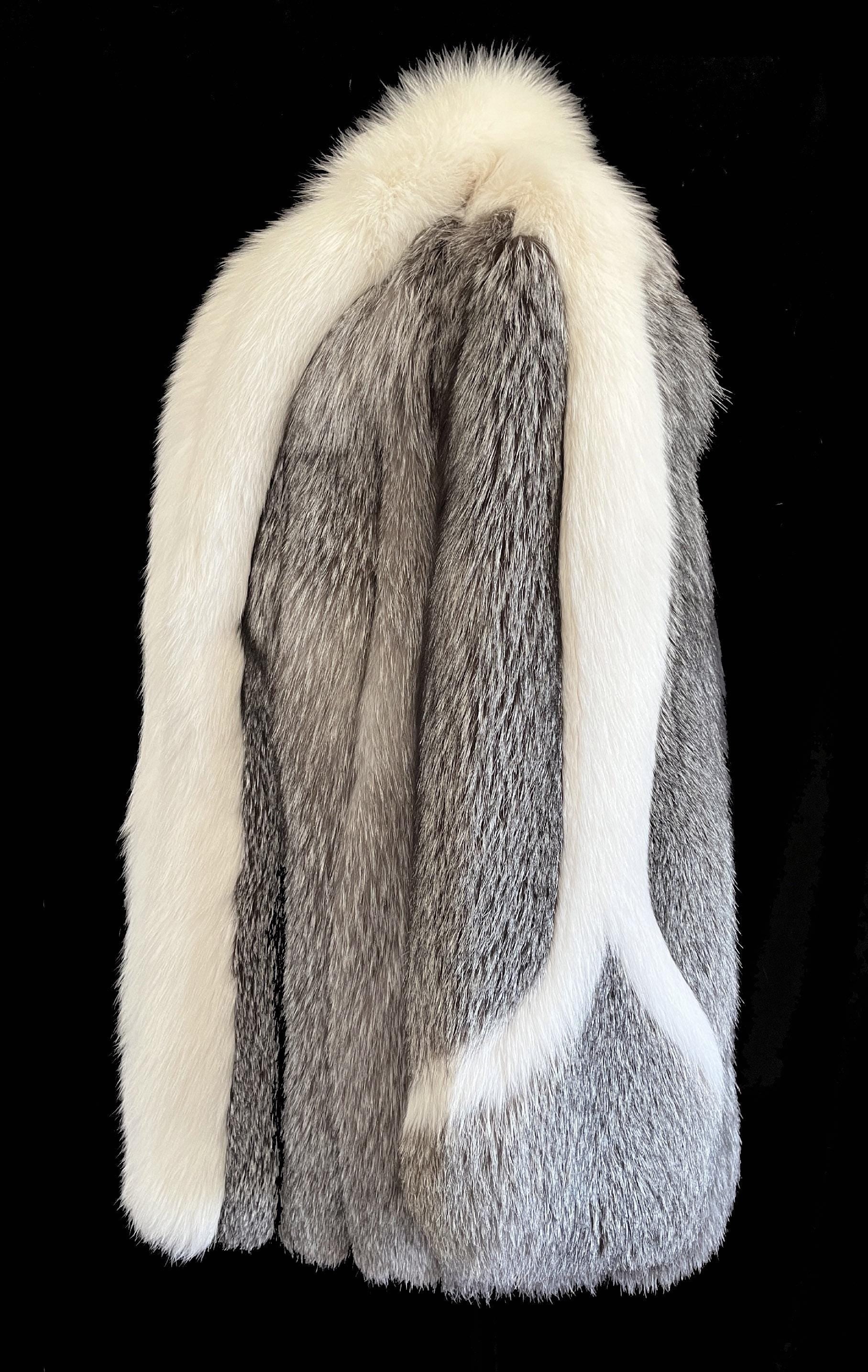 FOX Fur Coat, Diva Apres Ski Gift, Mob Wife Aesthetic, Vintage Tuxedo Jacket, Winter Wedding Bridal Stroller, Arctic Crystal Silver
