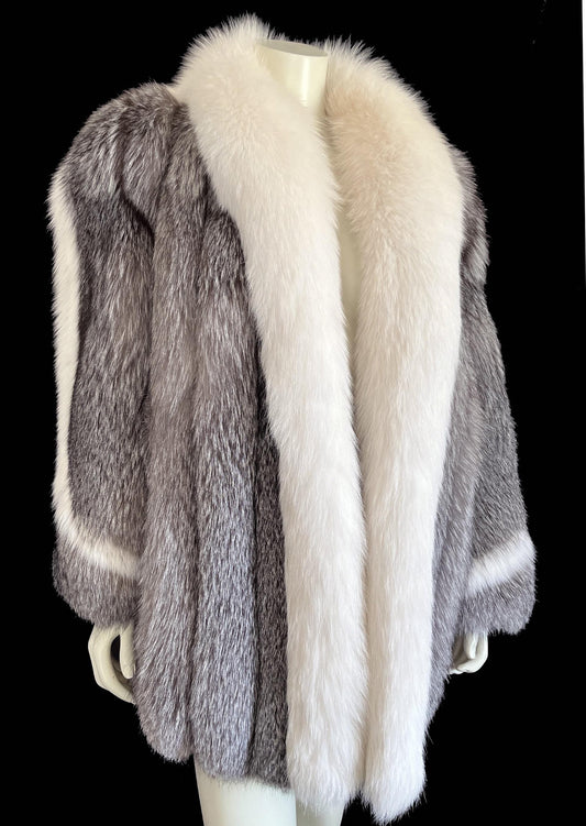 FOX Fur Coat, Diva Apres Ski Gift, Mob Wife Aesthetic, Vintage Tuxedo Jacket, Winter Wedding Bridal Stroller, Arctic Crystal Silver