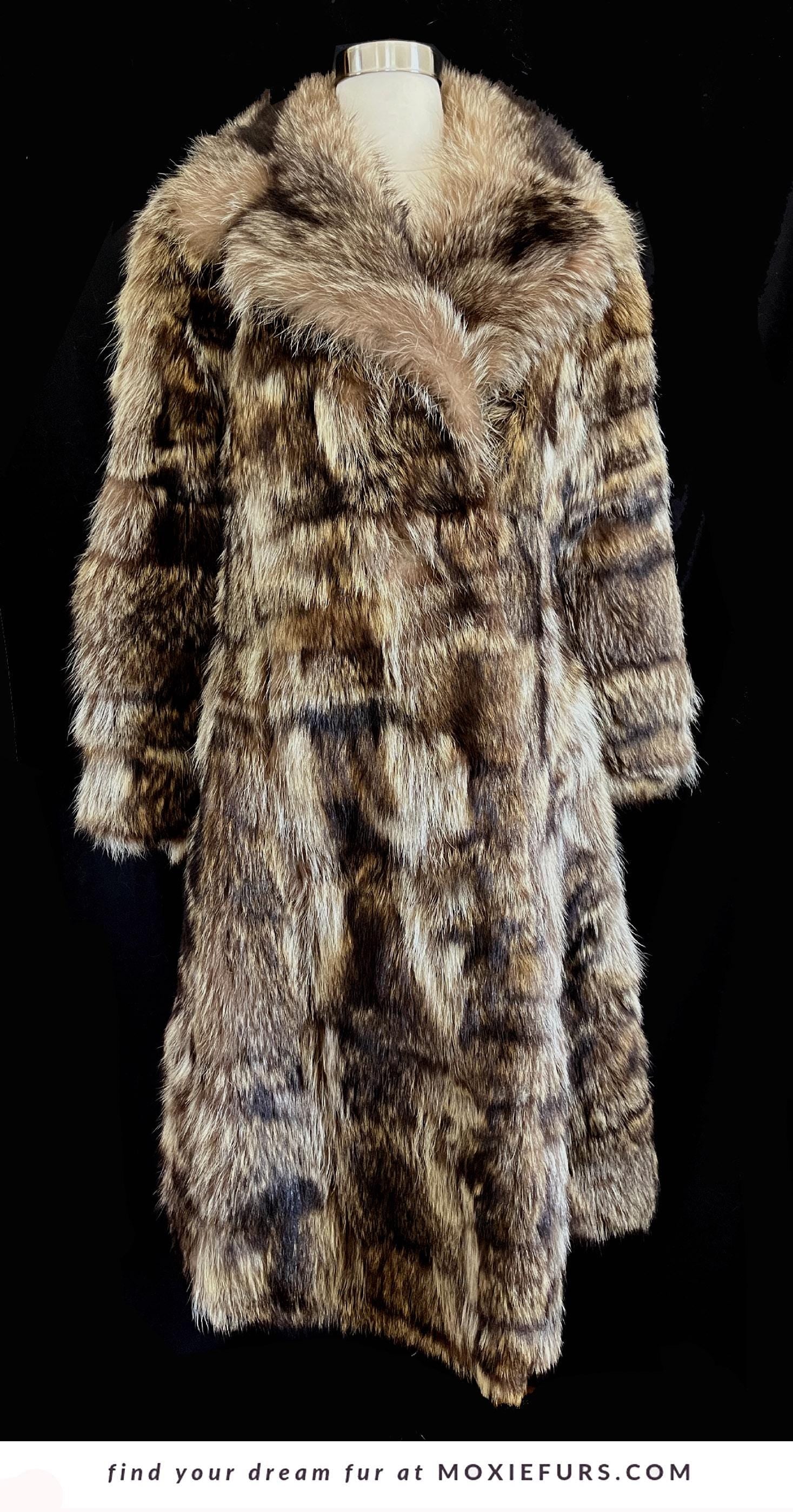 RACCOON Fur Coat, Real Vintage Full Length Jacket, Mob Wife Style Gift, Brown Fluffy Collar