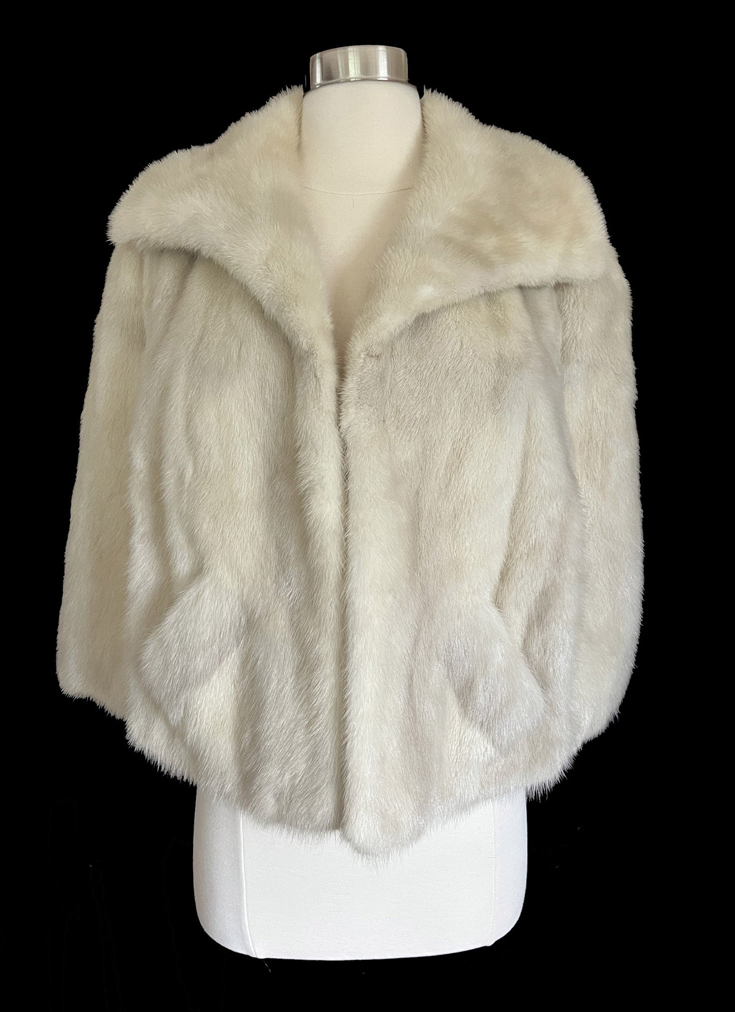 Azurene Ivory Mink Fur Cape