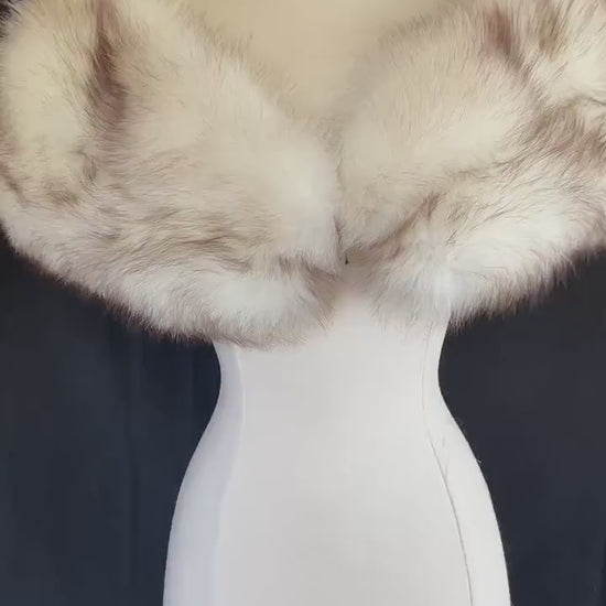 Norwegian FOX Fur Stole,  Ivory Winter Wedding Cape, White Brown Vintage Bridal Coat, White Retro Bridesmaid Jacket Gift, New Old Stock