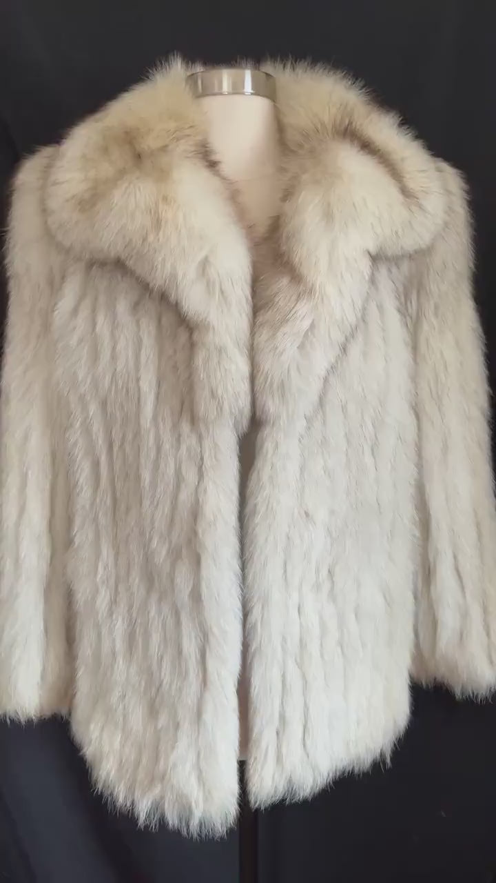 SAGA Norwegian FOX Fur Coat, Apres Ski Gift, Mob Wife Style, Ivory Winter Wedding Jacket, Real Vintage White Bridal Bolero, Small