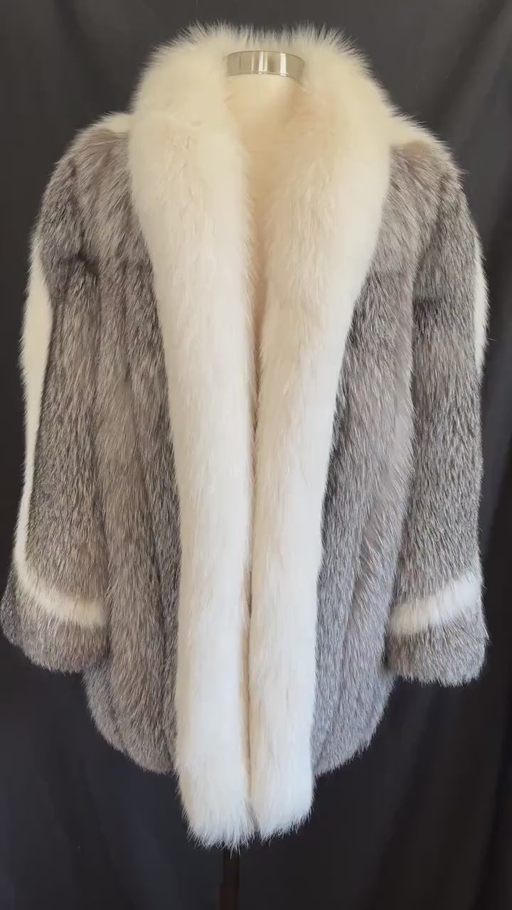 FOX Fur Coat, Diva Apres Ski Gift, Mob Wife Aesthetic, Vintage Tuxedo Jacket, Winter Wedding Bridal  Stroller, Arctic Crystal Silver