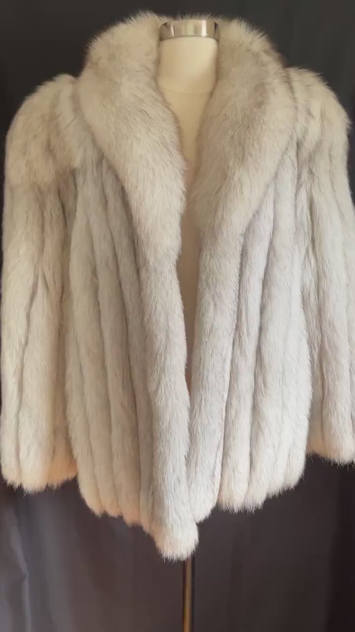 Norwegian FOX Fur Coat, Mob Wife Style, Real Vintage Winter Wedding Bridal Jacket, White Ivory Fox Apres Ski Bolero Gift, Large XL Plus