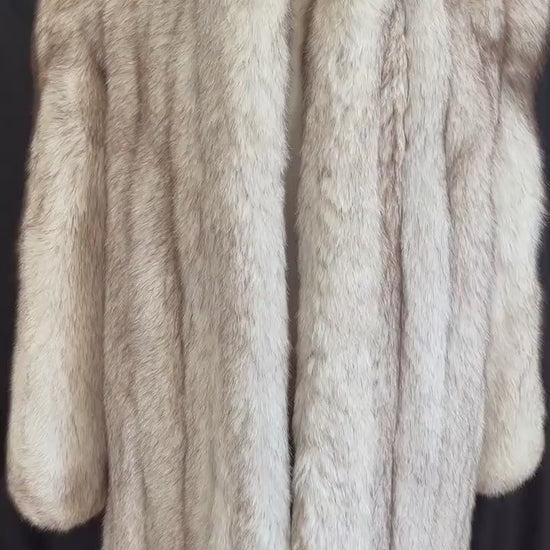 Norwegian FOX Fur Full Length Coat, Real Vintage Winter Wedding Jacket, Ivory White Bridal, Apres Ski, Mob Wife Style, Large XL Plus